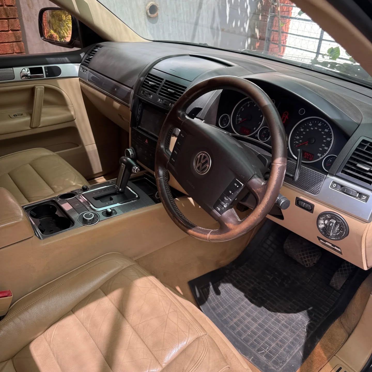 Volkswagen Touareg image 2