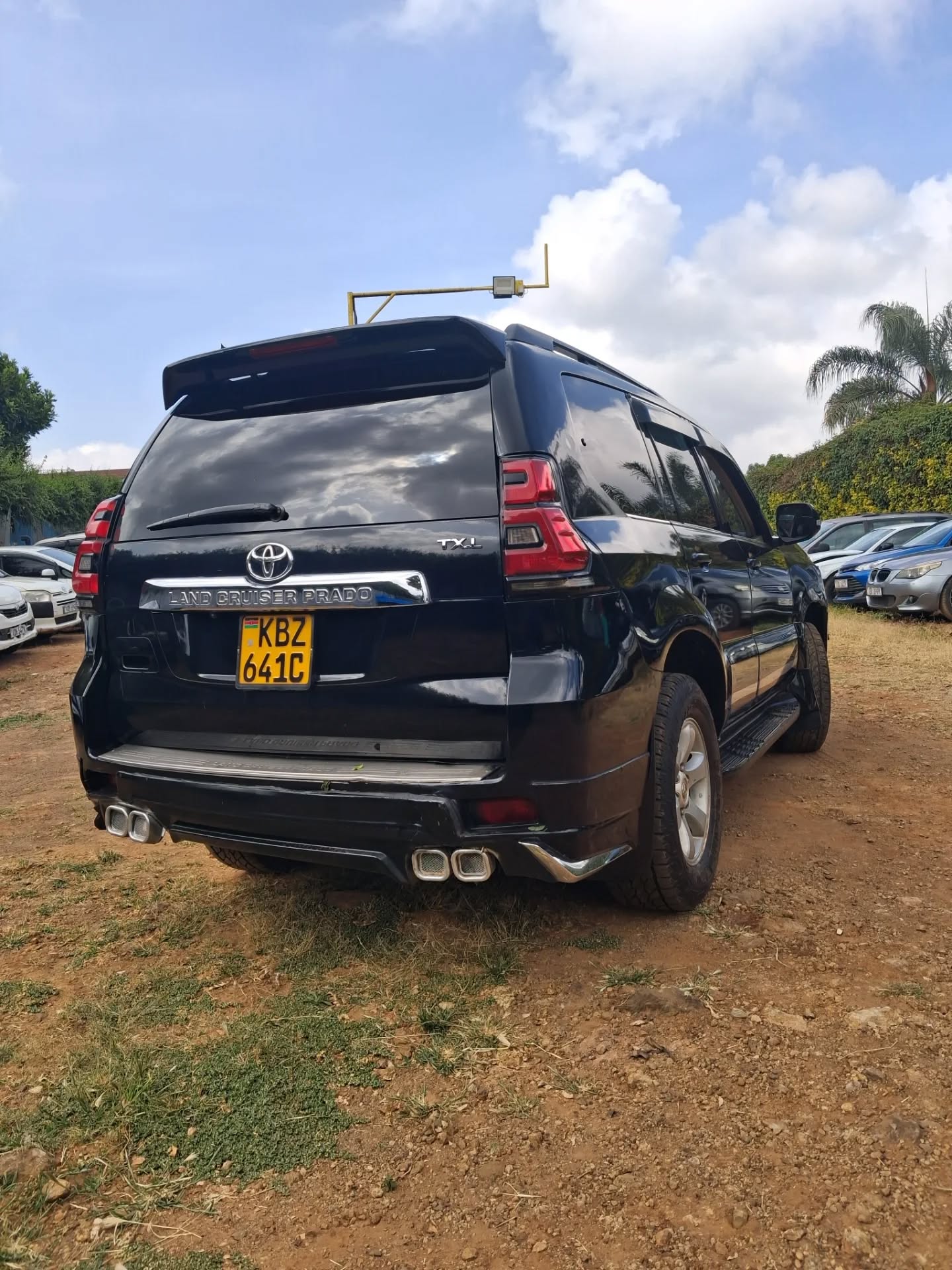 Toyota Prado image 3