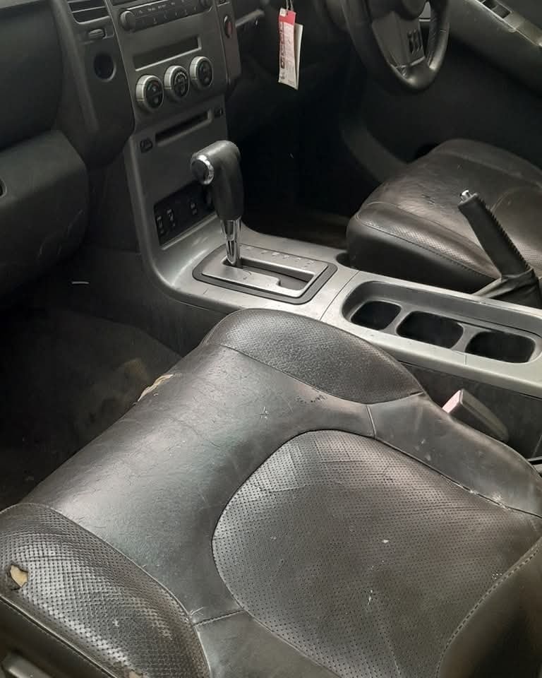 Nissan Navara image 4