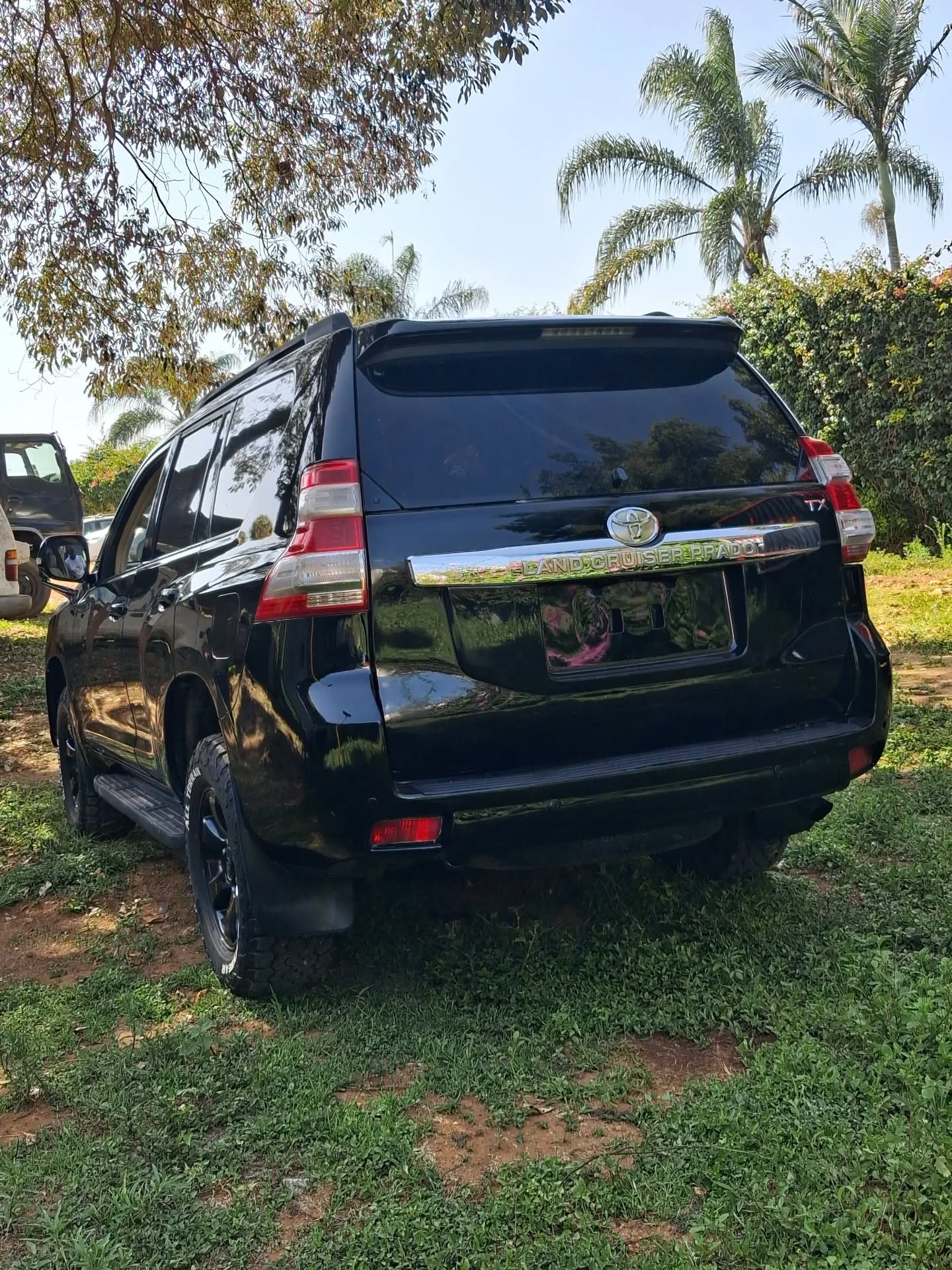 Toyota Prado image 2