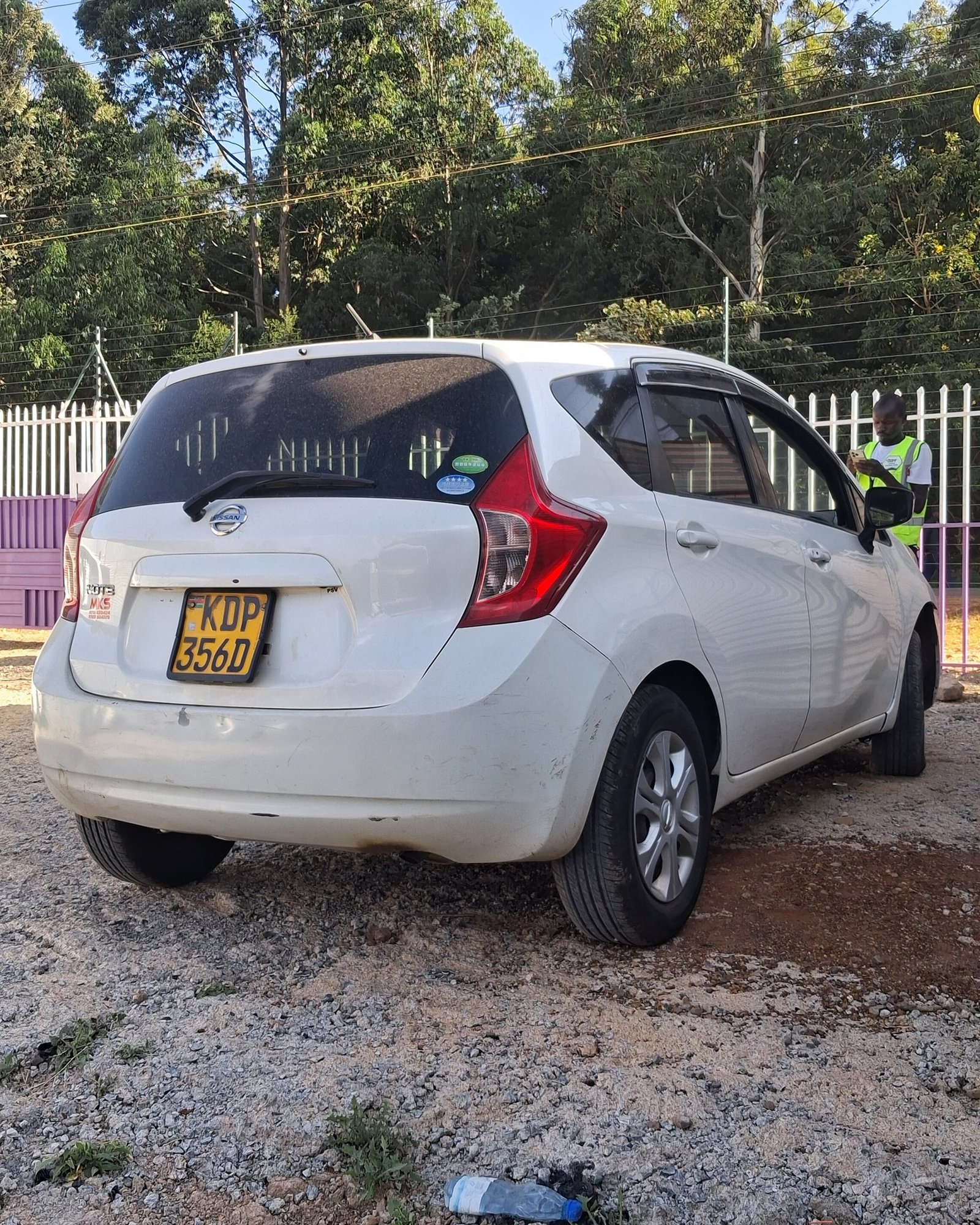 Nissan Note image 2