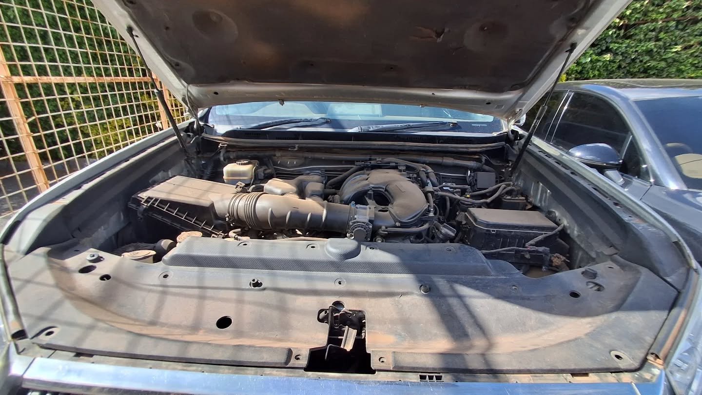 Toyota Prado image 3