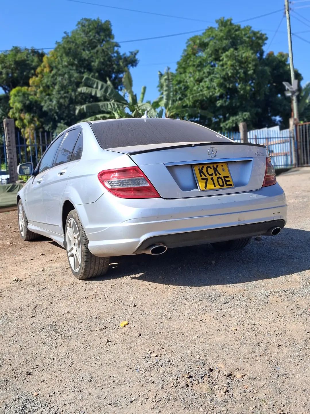 Mercedes C-Class image 2