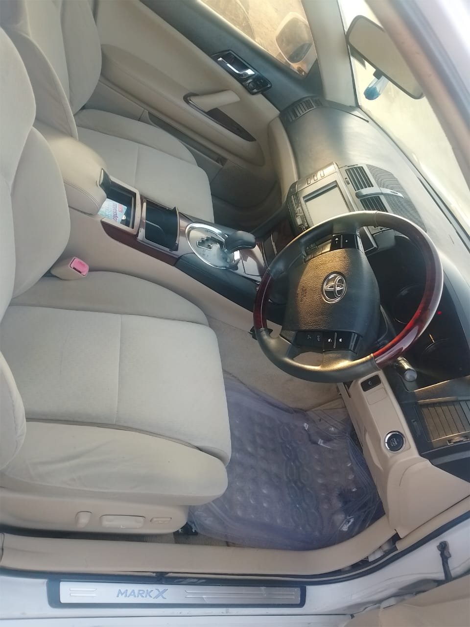 Toyota Mark X image 5