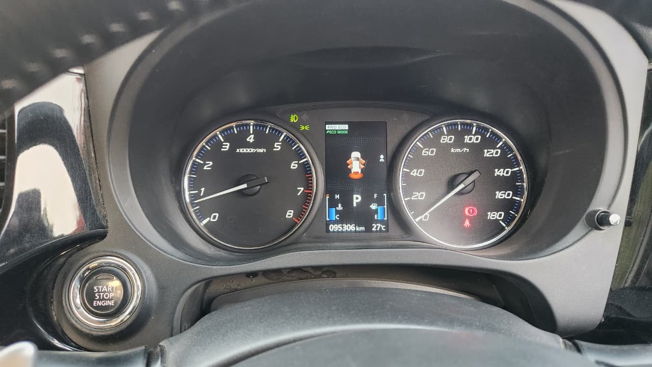 Mitsubishi Outlander image 5