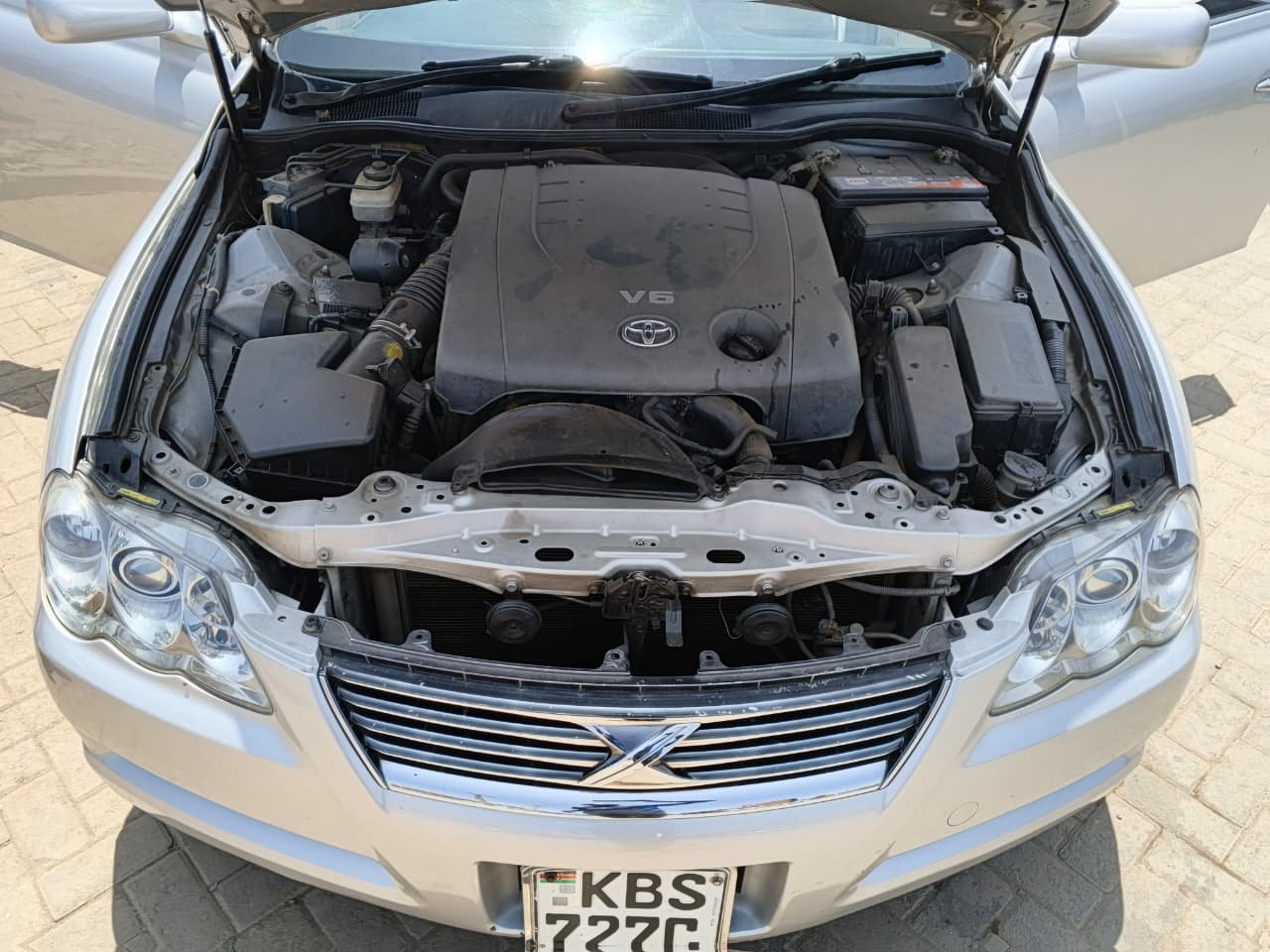 Toyota Mark X image 10