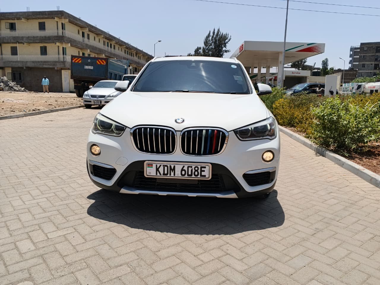 Bmw X1 image 1