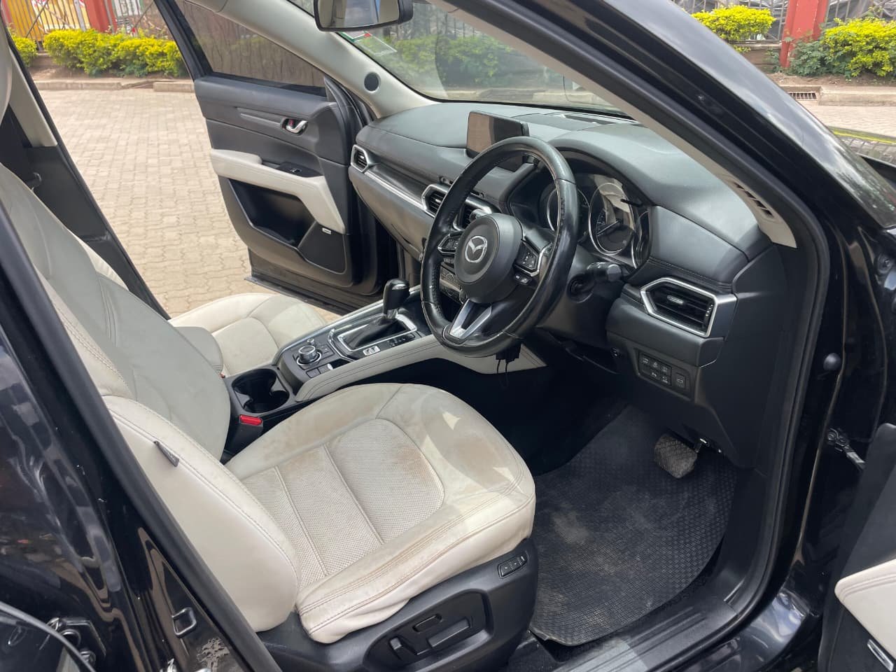 Mazda CX-5 image 6