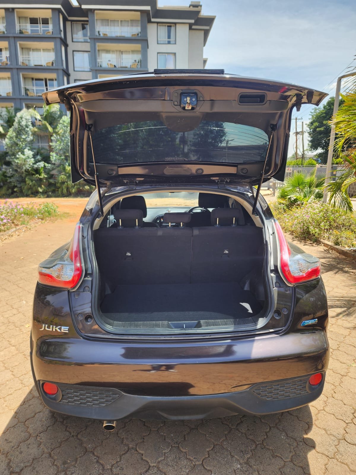 Nissan Juke image 5