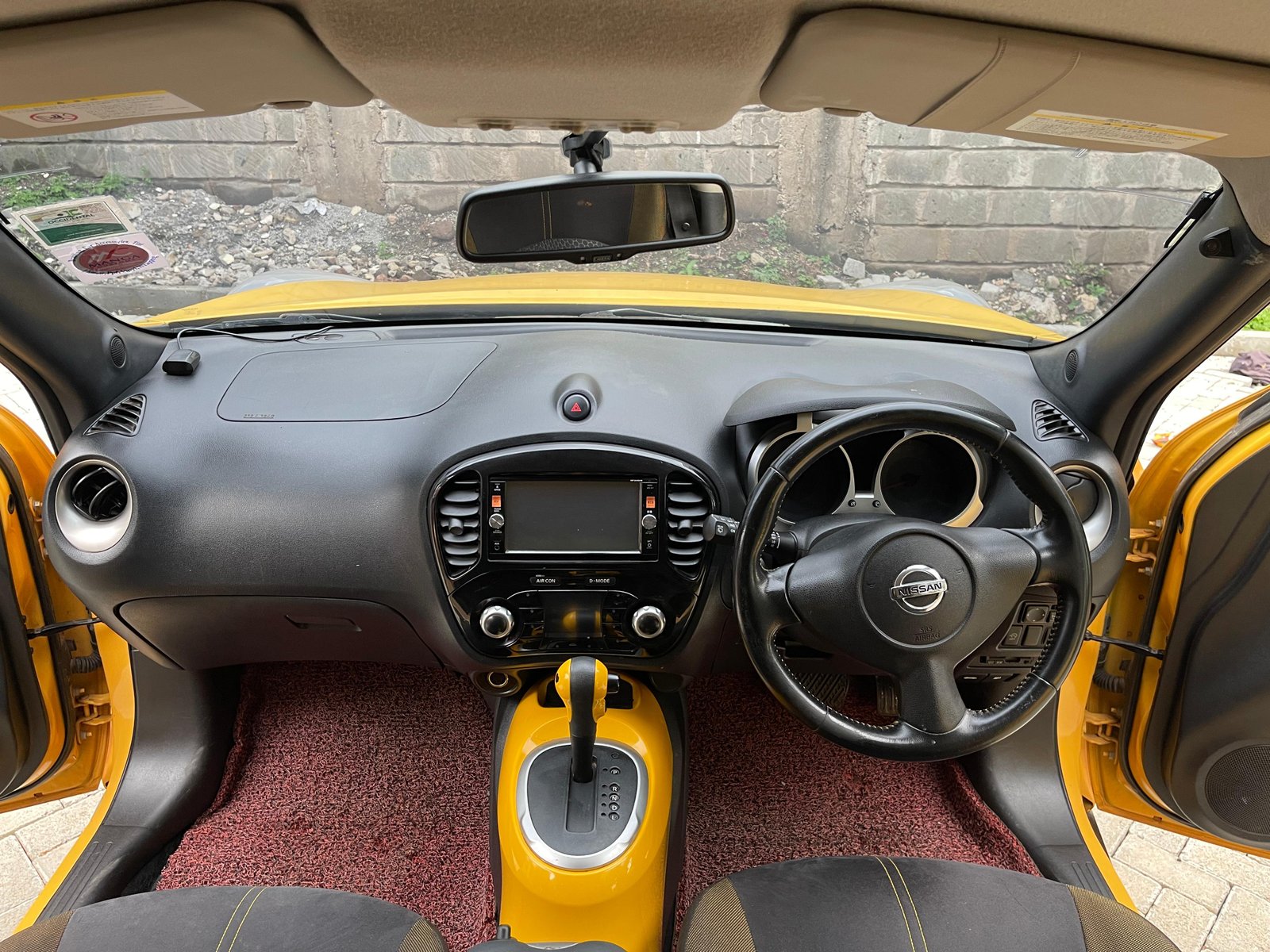 Nissan Juke image 7