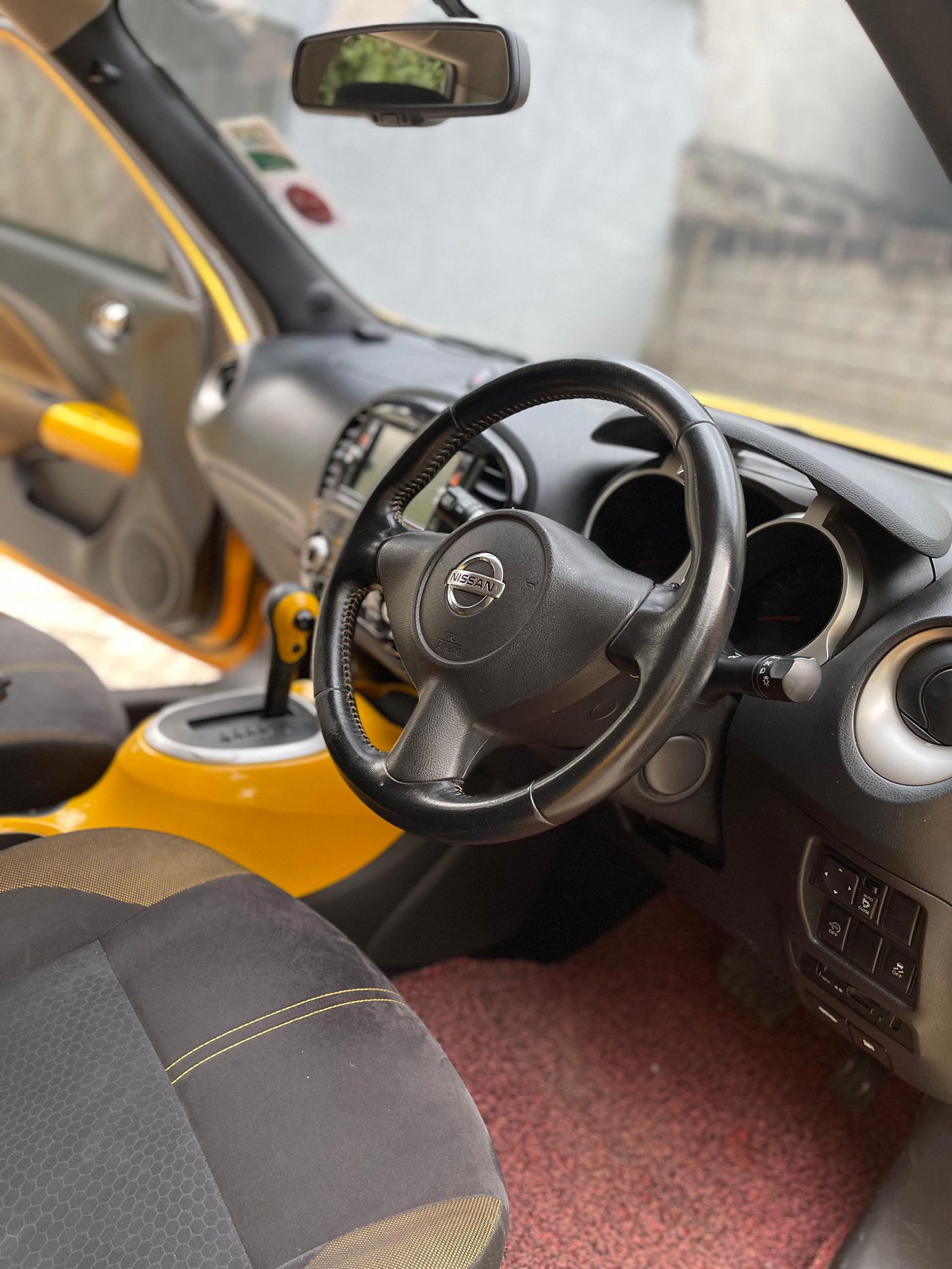 Nissan Juke image 6