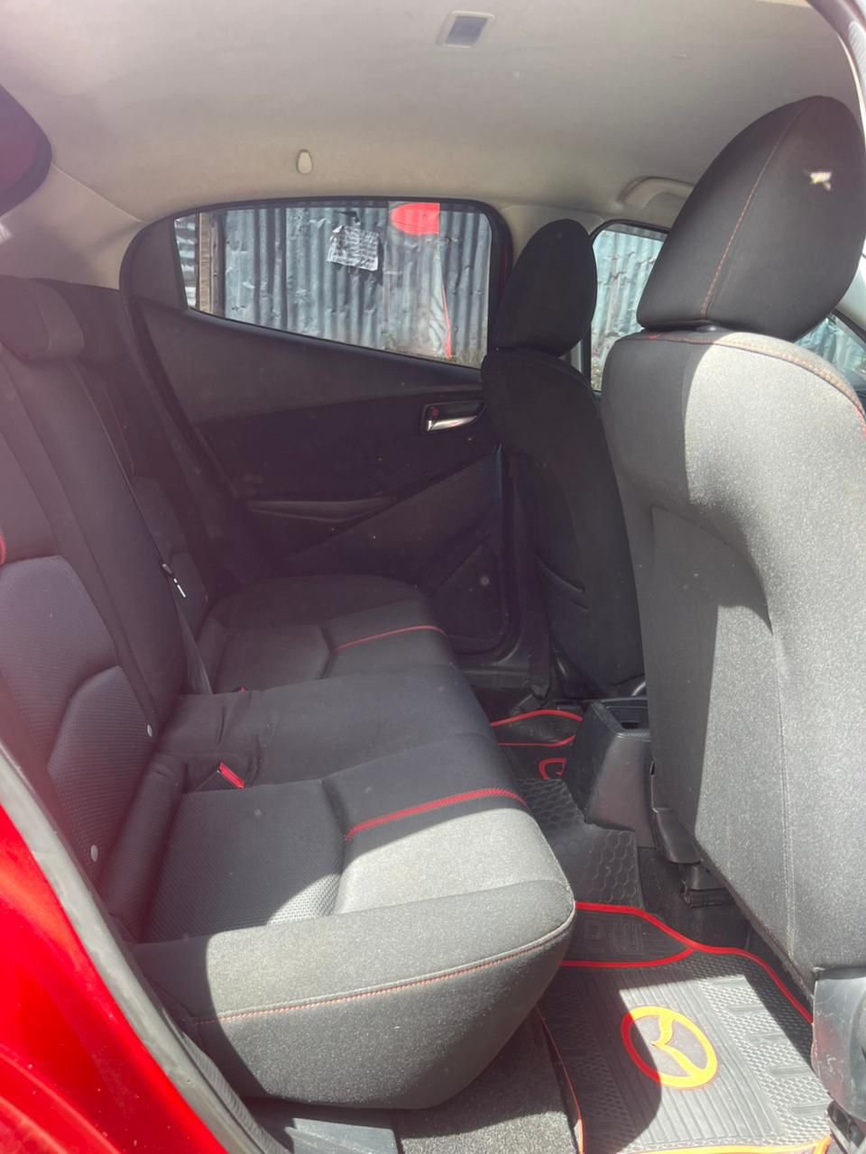 Mazda Demio image 7
