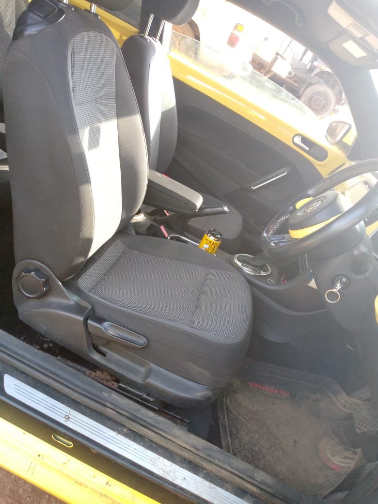 Volkswagen Beetle image 5