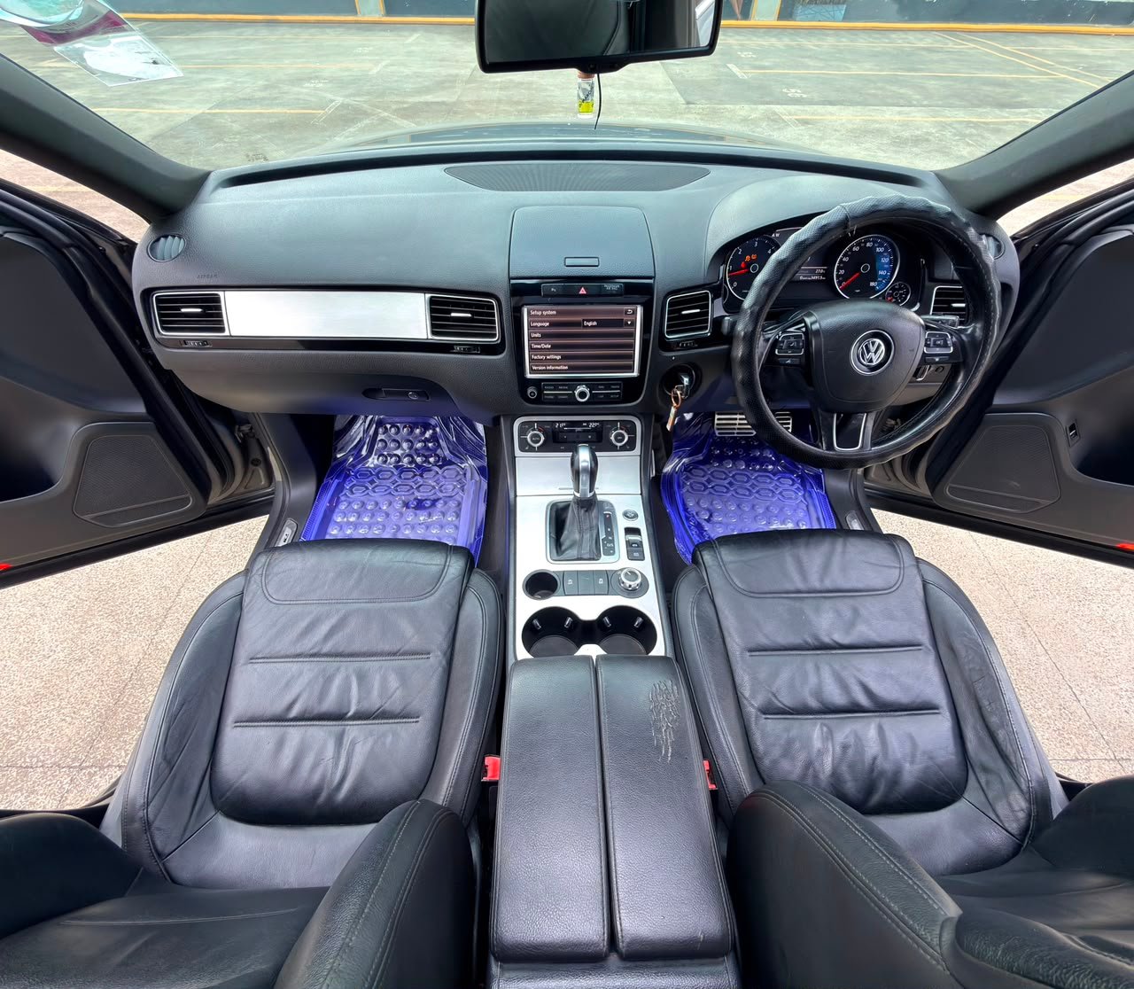 Volkswagen Touareg image 13