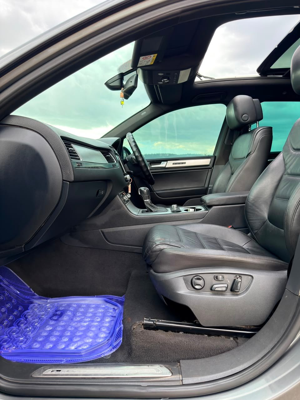 Volkswagen Touareg image 12