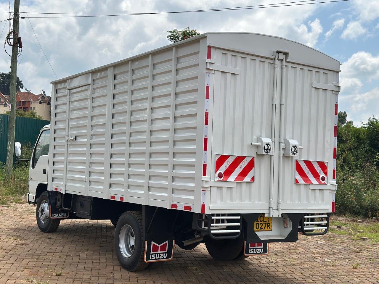 Isuzu N-Series NPR image 4