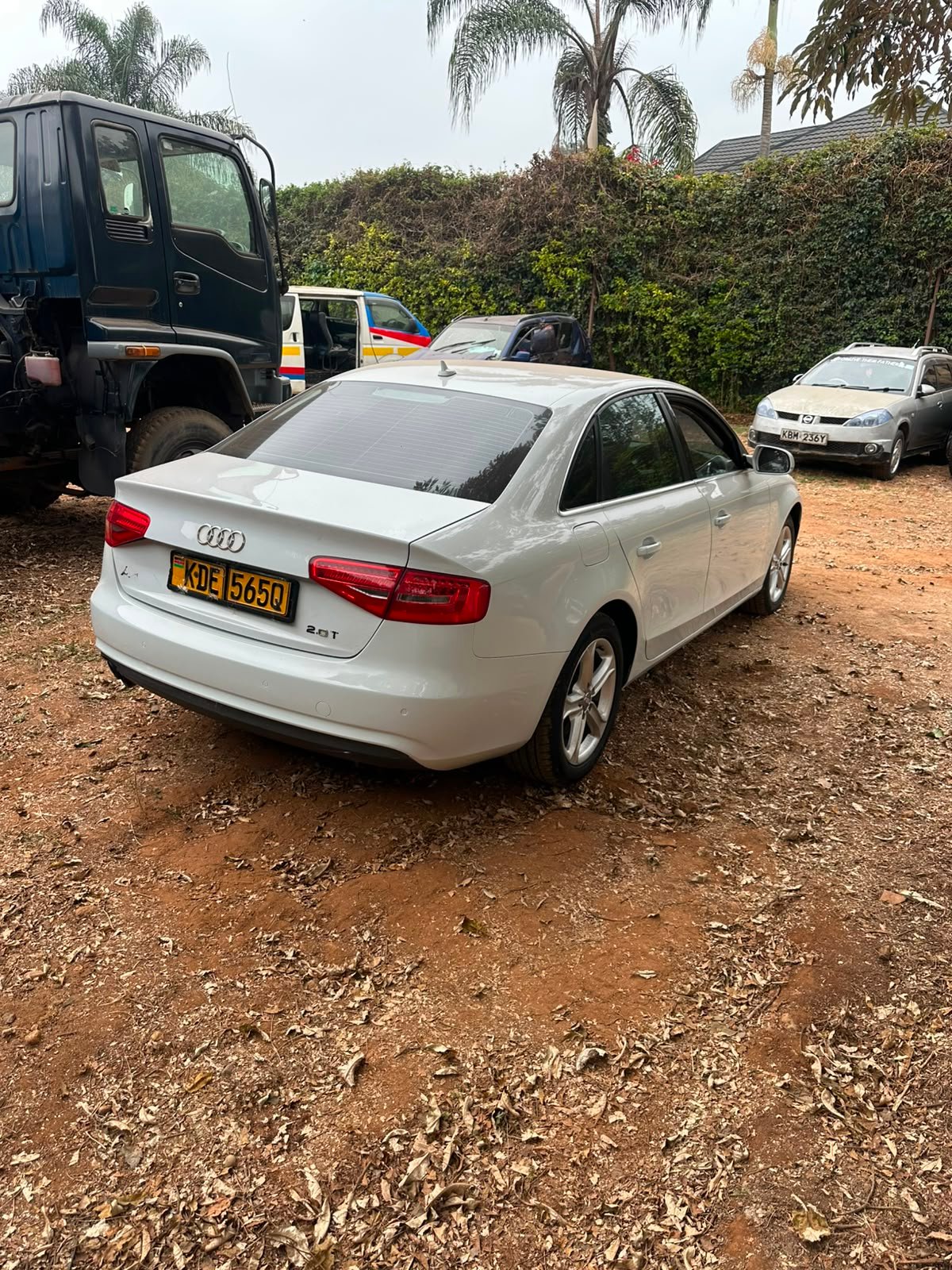 Audi A4 image 4