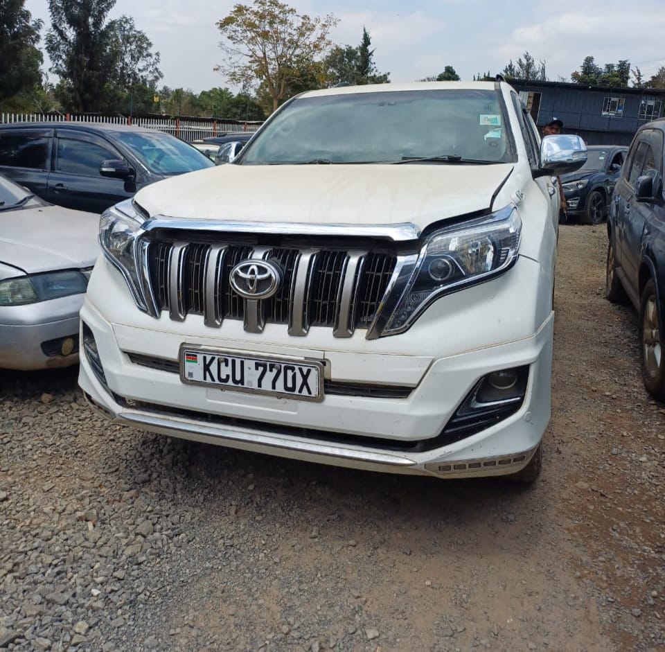 Toyota Prado image 1
